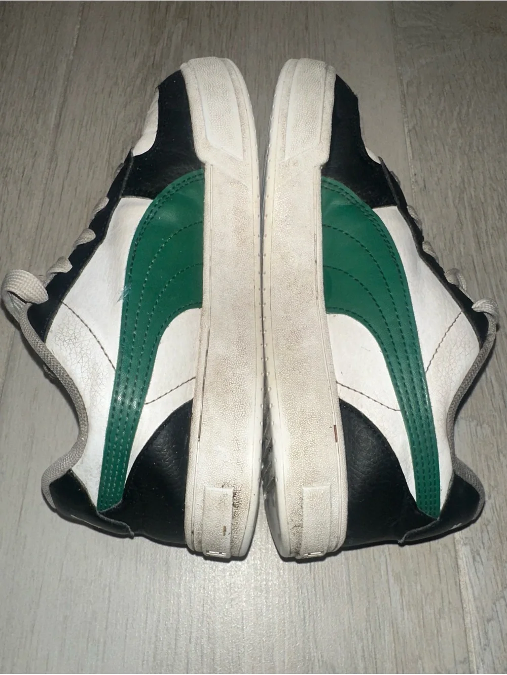 Puma unisex Kids' Black, White and green Low-Top Sneakers